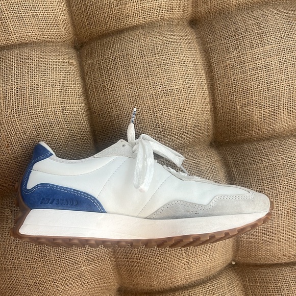 Staud x New Balance 327 - Picture 4 of 5